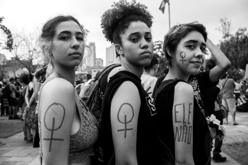 para uma sociologia das emergências...